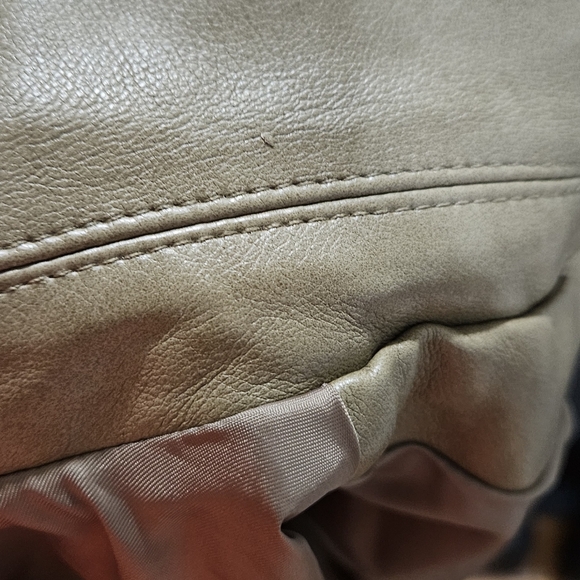 Bagatelle Collection women's cropped blazer, Tan color in faux leather, size M - Picture 13 of 14